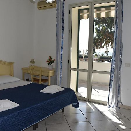 Bed and Breakfast In Riva Al Mare Gela Exterior foto